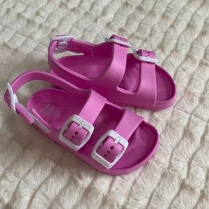 NEW Pink Rubber Baby Sandals